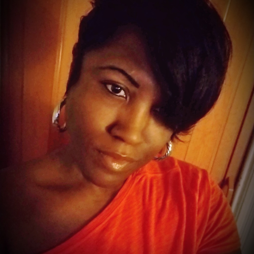 Meet your Posher, Dayna